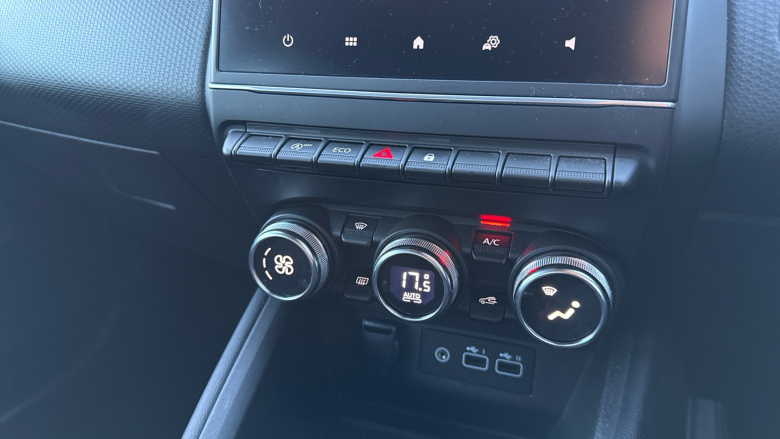 Renault Clio 1.0 TCe 90 Evolution 5dr Petrol Hatchback